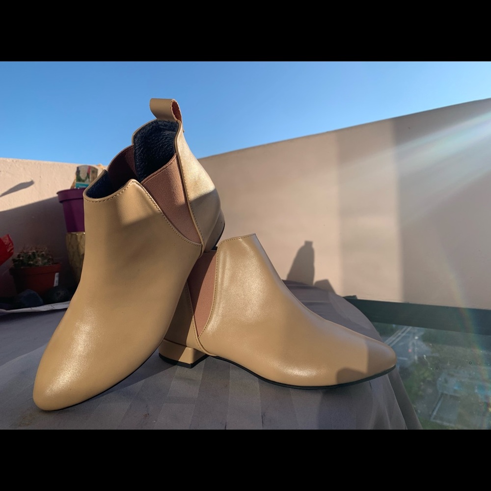 Beige boots - Picture 4 of 5